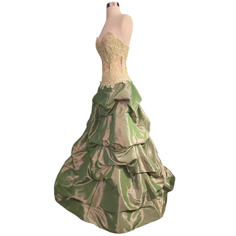 Jovani Green Iridescent‎ Strapless Ball Gown Corset Lace Pageant Dress Size 4 - Picture 11 of 16